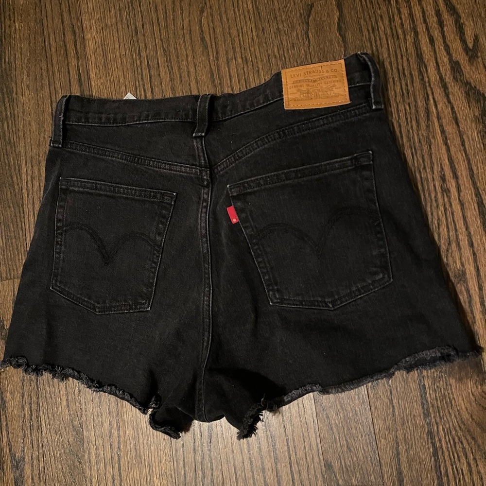 Levi’s ribcage short size 31